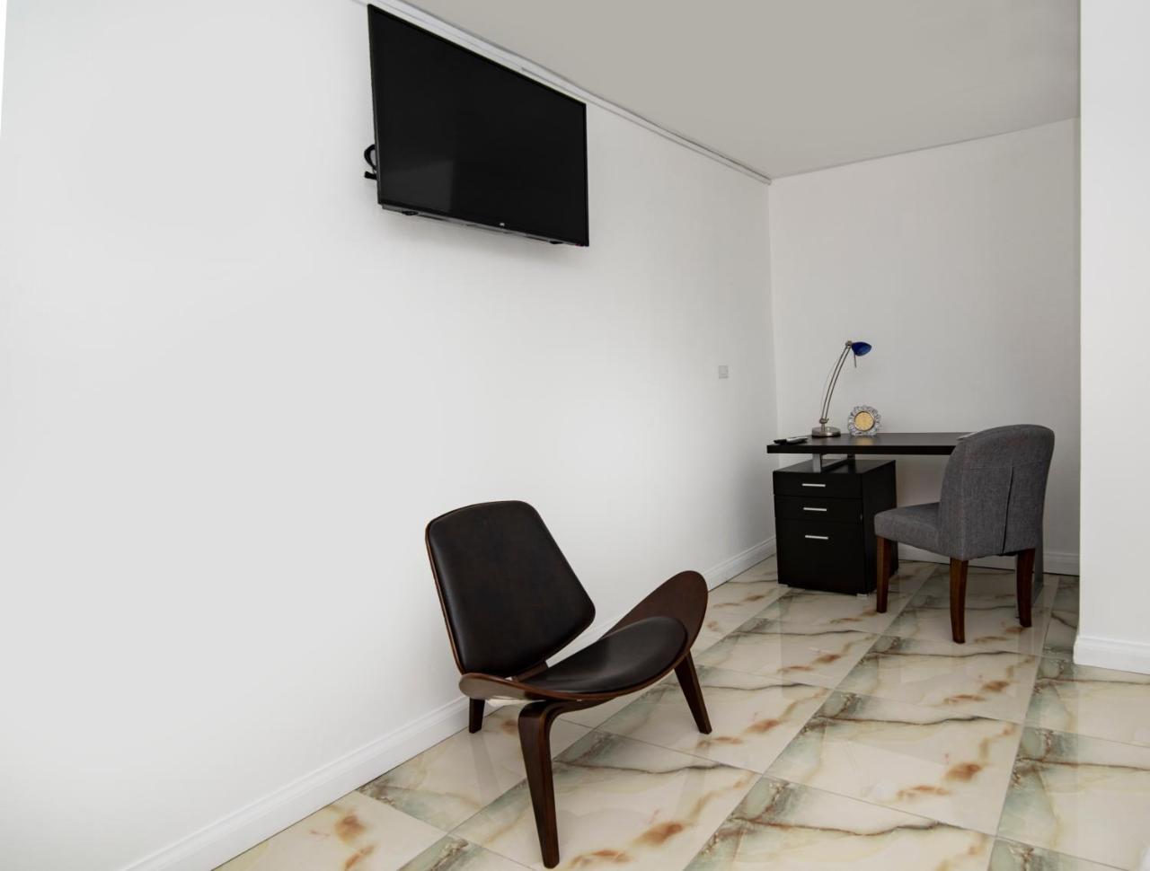 Pulse Rooms At Trafalgar Кингстън Екстериор снимка